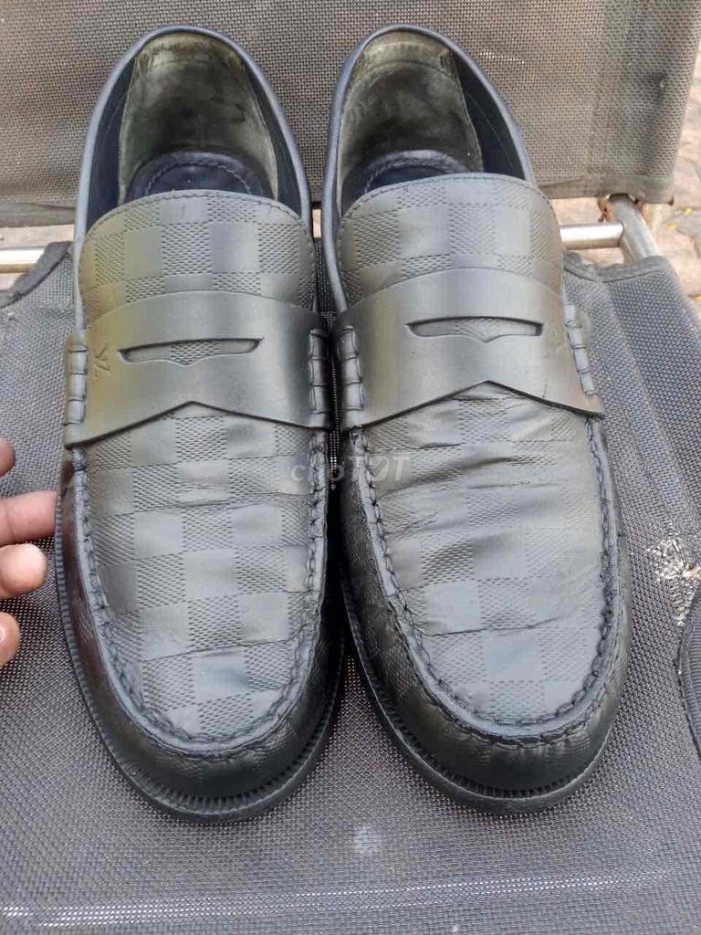 hiệu Lờ Vê, made in Italy, size 44