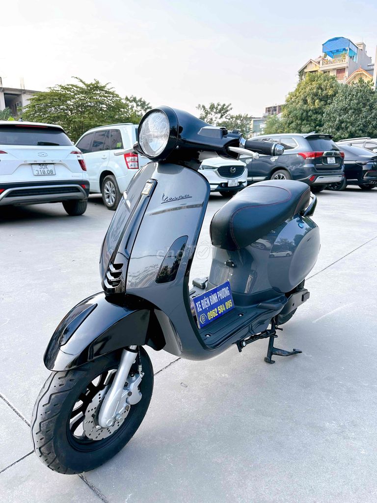 vespa xám ghi đen ắc quy khoẻ