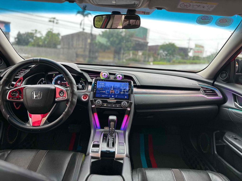 Honda Civic 2020 1.5G - 60000 km. Mua bán Ô tô tại Huyện Krông Năng Đắk Lắk được đăng bởi Huy Hoàng hình 9