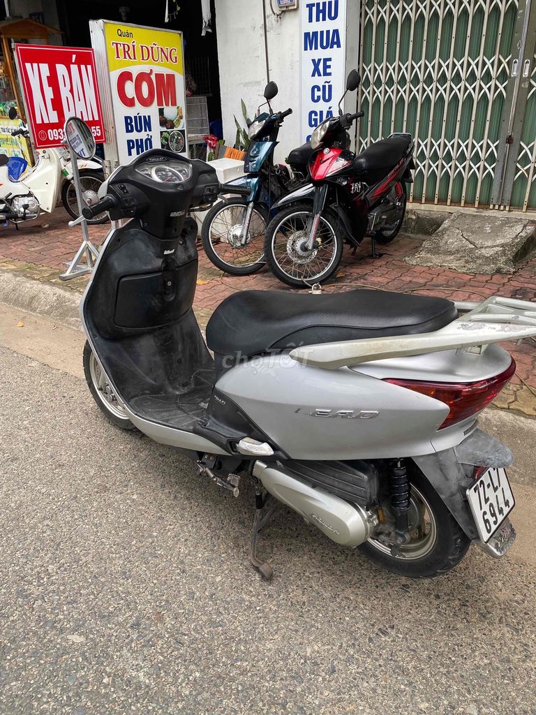 thanh lý xe lead fi 2010 máy zin êm xe sạch sẽ.. Mua bán Xe máy tại Thành phố Bà Rịa Bà Rịa - Vũng Tàu được đăng bởi Tùng Vario hình 1