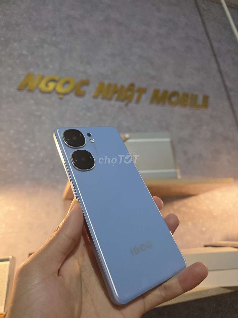 IQOO NEO 9 (12/256) Nguyên Zin 8Gen2. Mua bán Điện thoại tại Thành phố Buôn Ma Thuột Đắk Lắk được đăng bởi Nguyễn Ngọc Nhật hình 1