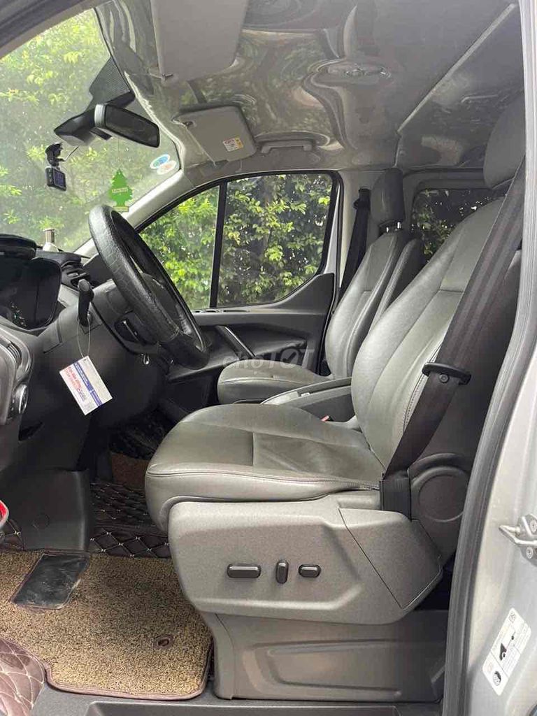 Tourneo Titaniu. 2019 xe xuất hía đơn bán tại Ford. Mua bán Ô tô tại Quận Tân Bình Tp Hồ Chí Minh được đăng bởi FORD PHỔ QUANG XE CŨ hình 6