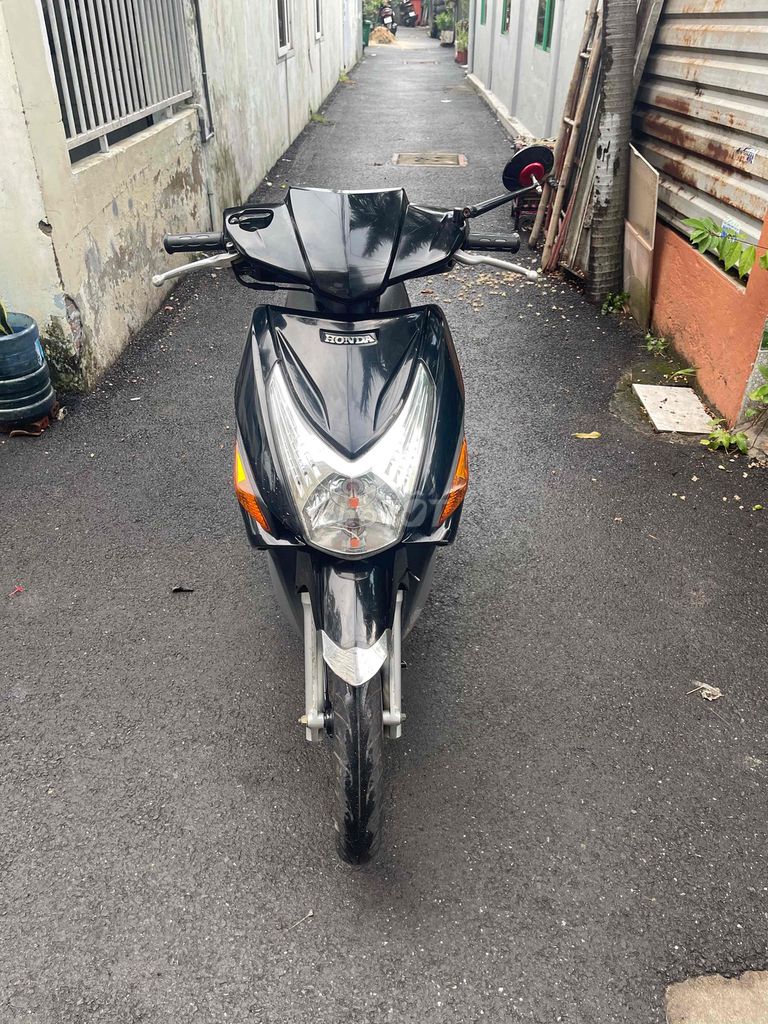 Bán honda click máy êm, giấy tờ đầy đủ. Mua bán Xe máy tại Thành phố Thủ Đức Tp Hồ Chí Minh được đăng bởi Bảo An hình 1