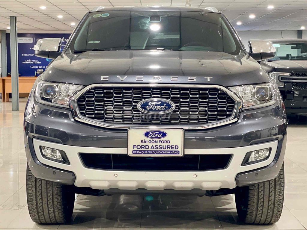 Hãng Ford bán Everest Titan 1cầu 2022 lướt đã test