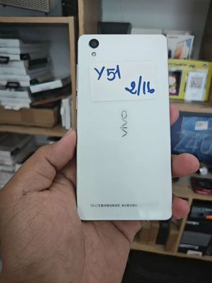 Vivo Y51 16GB trắng cần bán