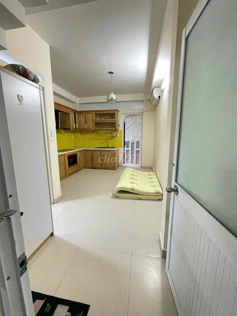 Phòng đầy đủ nội thất 25m2 bên huỳnh văn bánh, phú nhuận