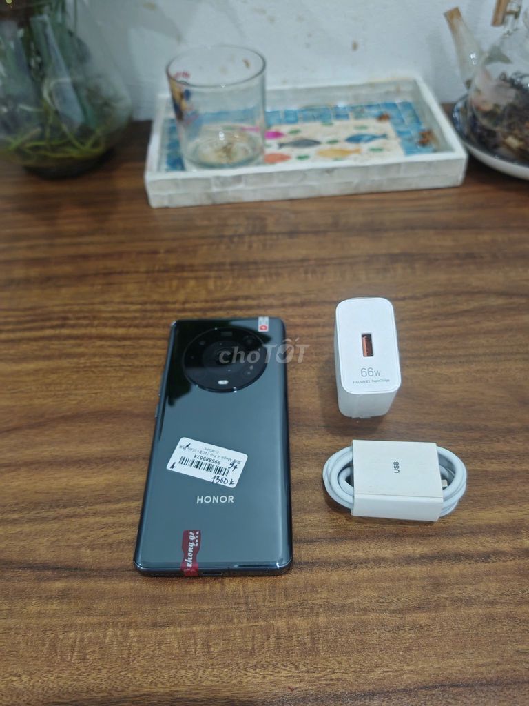 Honor Magic 4 Pro 5G Đen 12/256 sạc66w có ship COD. Mua bán Điện thoại tại Quận Hoàng Mai Hà Nội được đăng bởi Trần Ngọc Hiếu hình 1