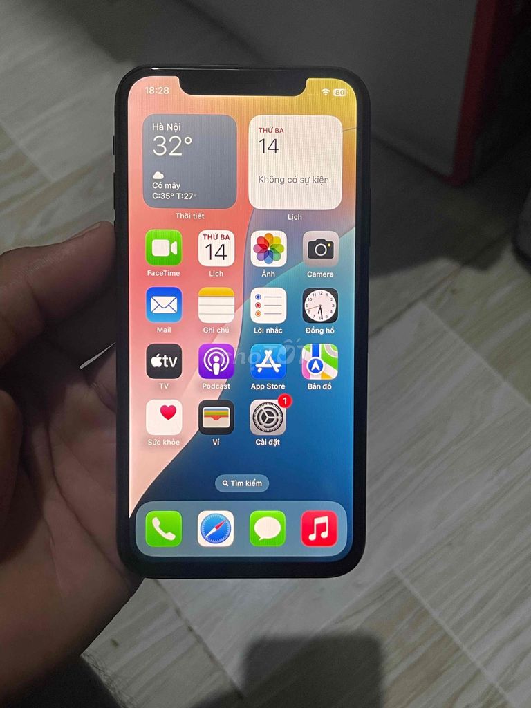 Apple iPhone XS 64GB Đen 84% Face ID Có. Mua bán Điện thoại tại Thành phố Biên Hòa Đồng Nai được đăng bởi Nguyen Van Loc  hình 1