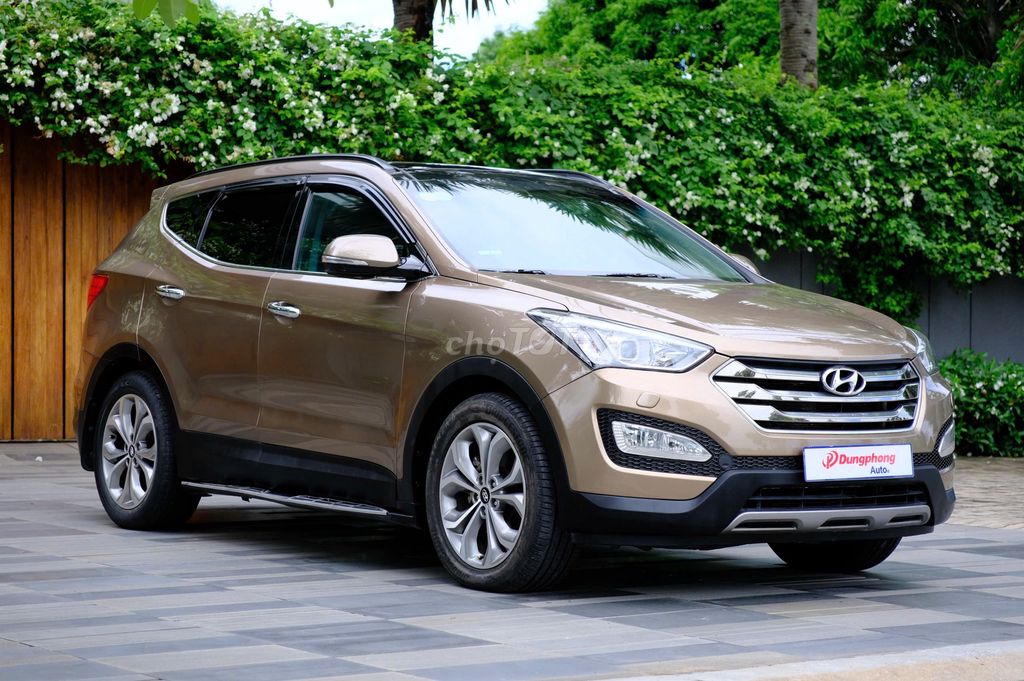 Hyundai Santa Fe 4WD 2015 - 75000 km. Mua bán Ô tô tại Quận Tân Phú Tp Hồ Chí Minh được đăng bởi HYUNDAI MIỀN NAM hình 2