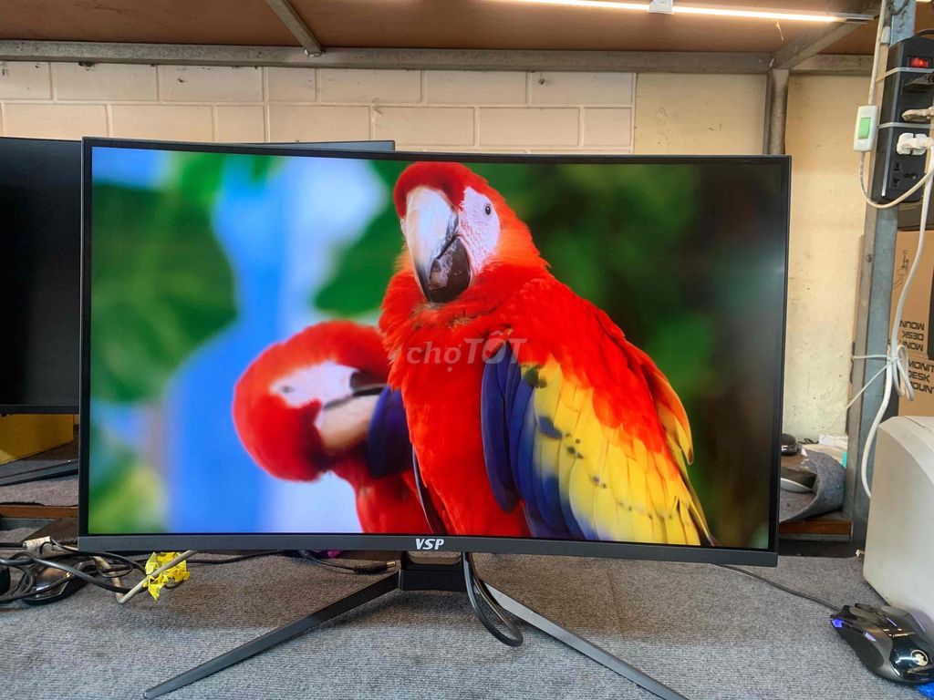 MÀN HÌNH VSP 27IN CONG CÓ CẢ LOA 144HZ FULL HD