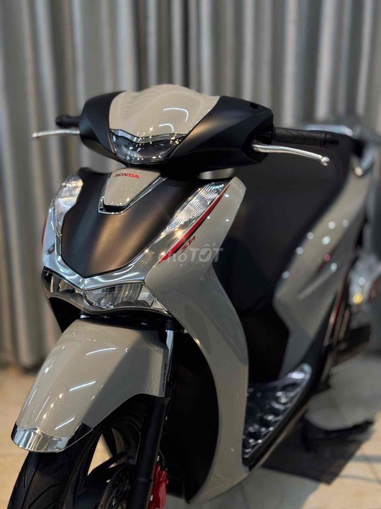 sh 2025 bản thể thao phanh abs. Mua bán Xe máy tại Thành phố Huế Thừa Thiên Huế được đăng bởi Lạng hình 1