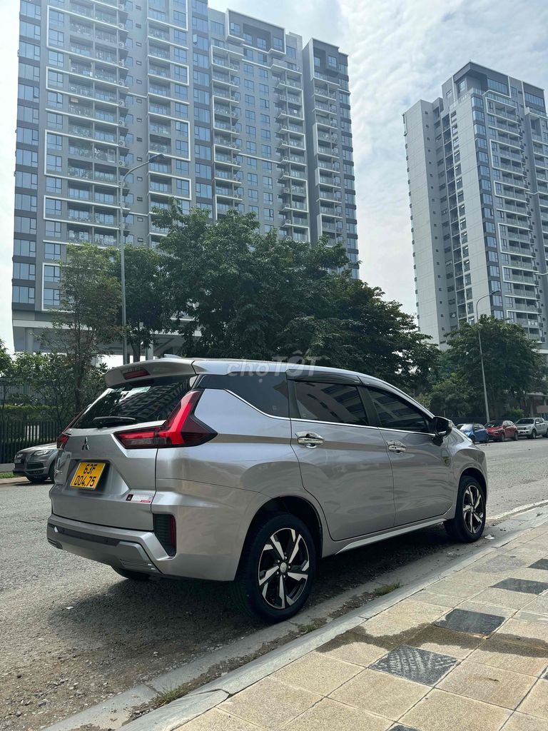 Mitsubishi Xpander 2023 AT Premium - 76000 km