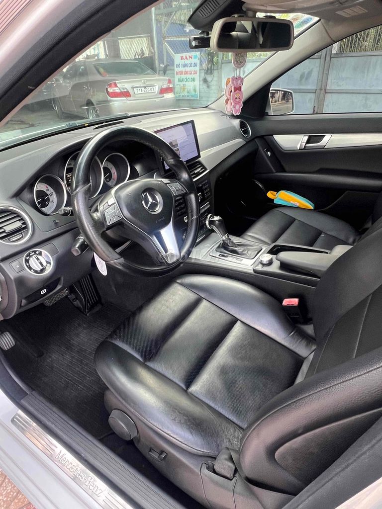 Mercedes Benz C Class 2012 C200 - 123456 km. Mua bán Ô tô tại Thị xã Gò Công Tiền Giang được đăng bởi Đat hình 7