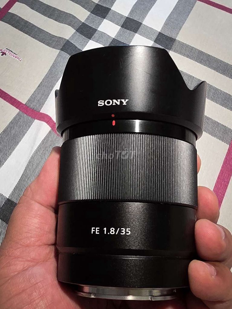 Ống kính máy ảnh Sony FE 35mm f1.8. Mua bán Máy ảnh, Máy quay tại Quận 5 Tp Hồ Chí Minh được đăng bởi Nguyễn Phan Trung hình 1