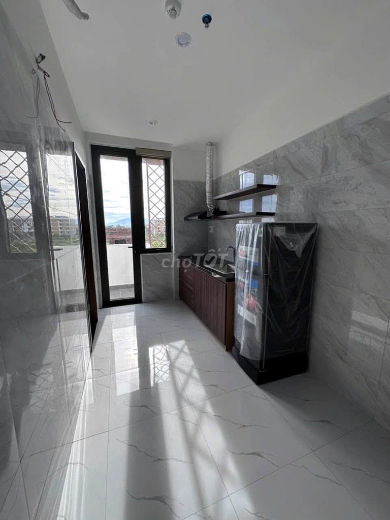 New 1-bedroom with balcony in the FPT University area — photo 3