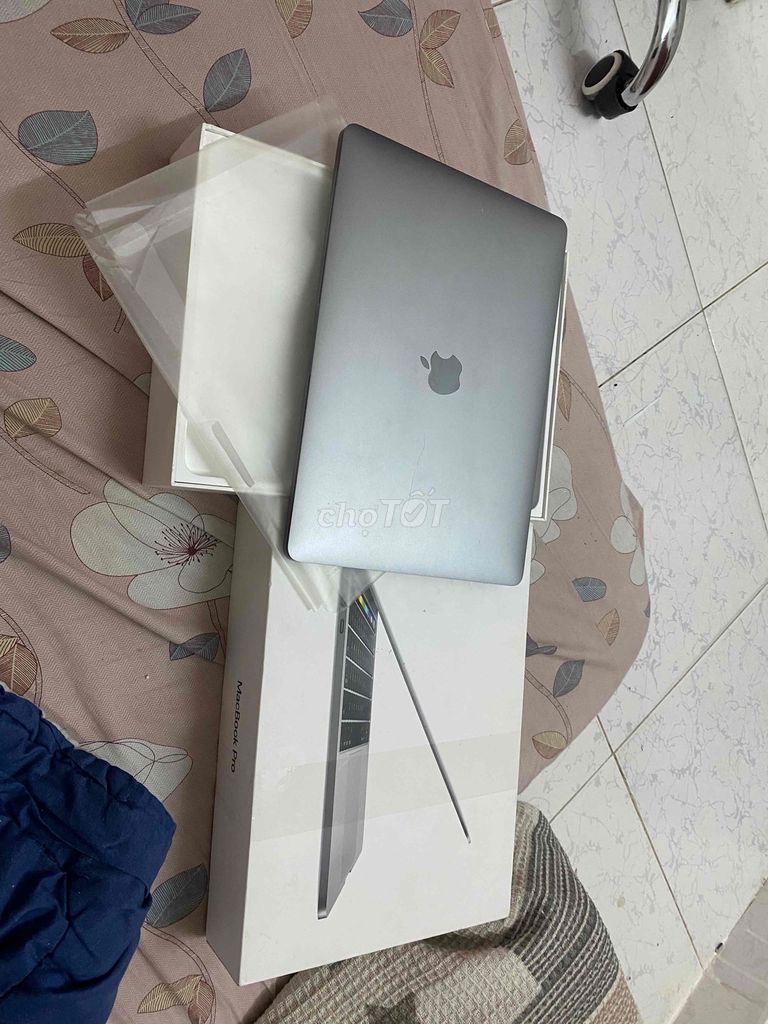 Apple MacBook Pro 2019 i5 13 inch 8GB/256GB. Mua bán Laptop tại Quận 12 Tp Hồ Chí Minh được đăng bởi Út Trần hình 1