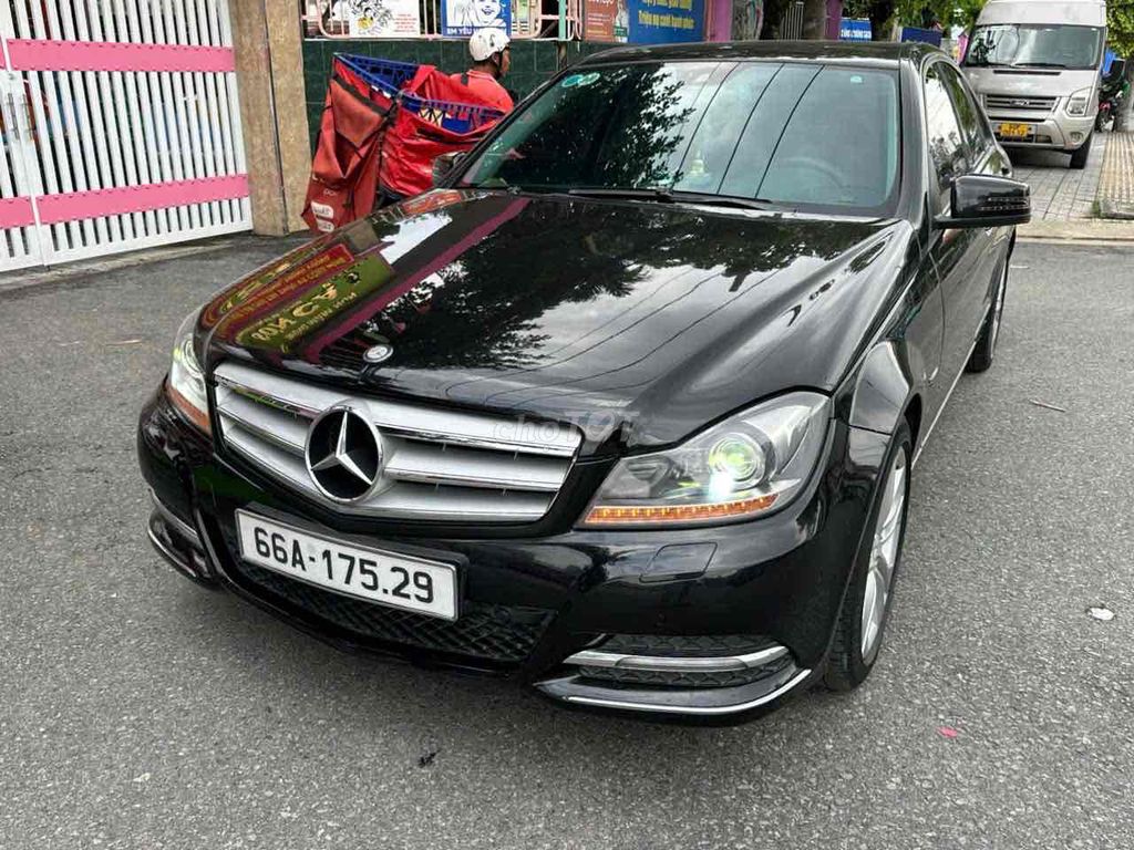 Mercedes Benz C Class 2012 C200 - 90000 km. Mua bán Ô tô tại Huyện Hóc Môn Tp Hồ Chí Minh được đăng bởi chuppy nail hình 2
