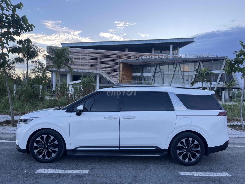 Kia Carnival 2022 Premium 2.2D - 85000 km. Mua bán Ô tô tại Thành phố Long Xuyên An Giang được đăng bởi Nguyễn Hoà Anh hình 1