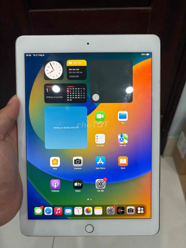 Apple iPad Pro 9.7 128GB Vàng. Mua bán Máy tính bảng tại Quận Hai Bà Trưng Hà Nội được đăng bởi Dũng hình 1