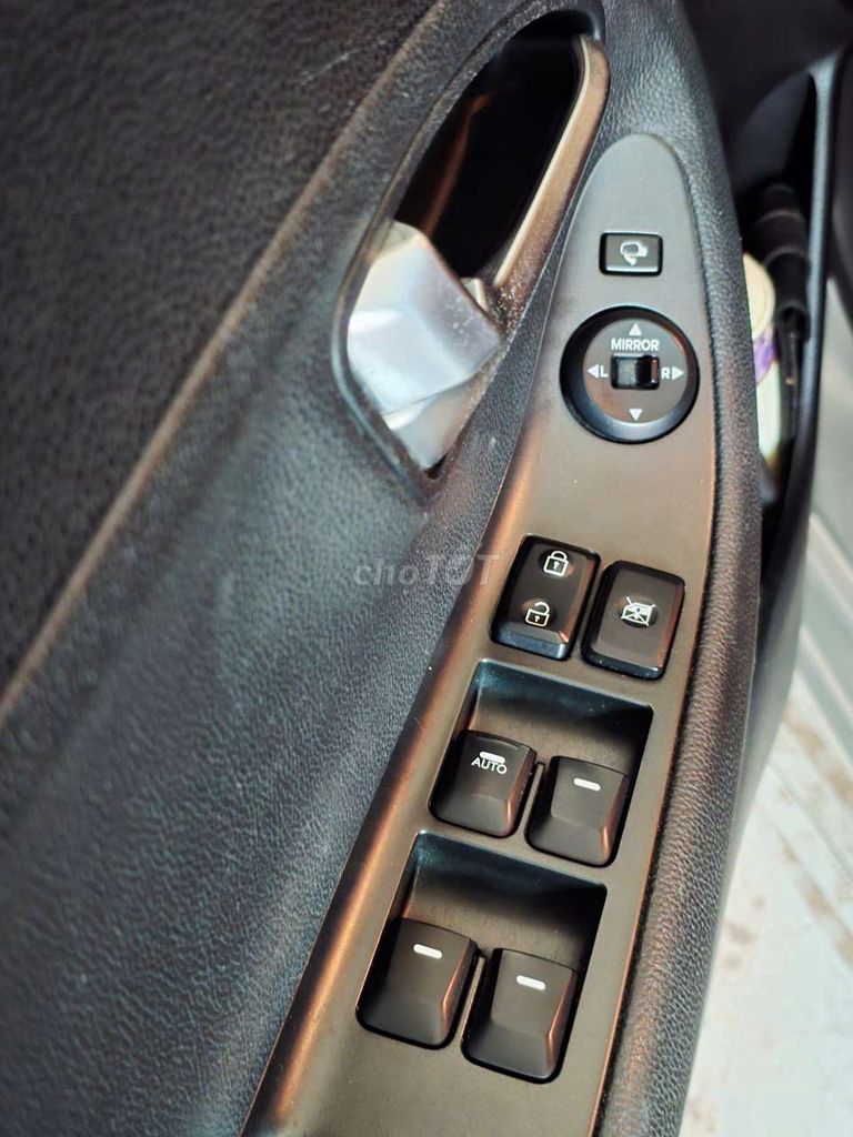 2011 1.0 AT - 43000 km. Mua bán Ô tô tại Thành phố Vũng Tàu Bà Rịa - Vũng Tàu được đăng bởi Huy Nguyen hình 7