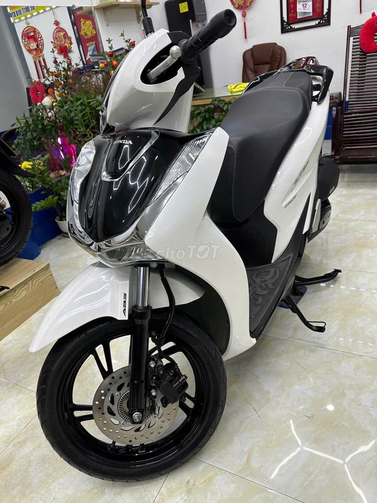 🌈MỚI VỀ SH 150  Abs Màu trắng cực hót. Mua bán Xe máy tại Thành phố Vũng Tàu Bà Rịa - Vũng Tàu được đăng bởi XE MÁY BẢO THANH  TPVŨNG TÀU hình 12