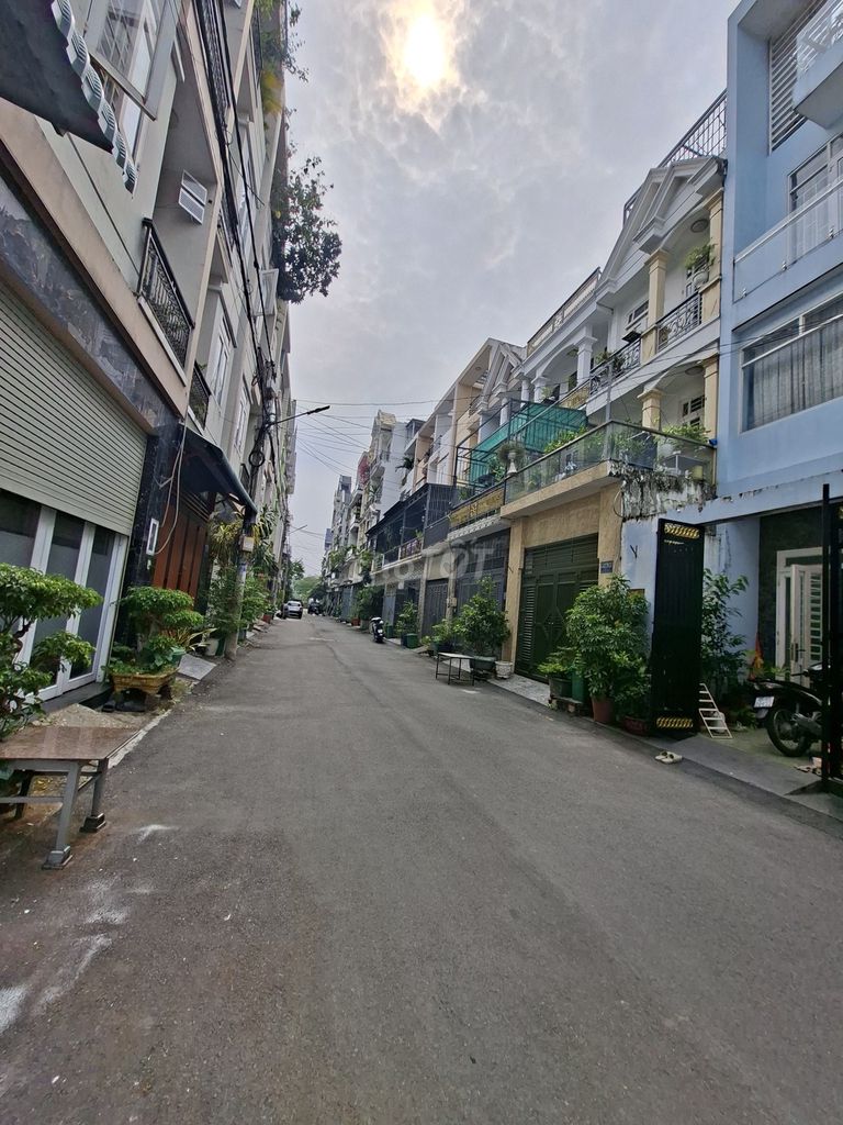  Nhà Đẹp 5 Tầng Đường Yên Thế Khu Sân Bay P2 Tân Bình Giá Nhỉnh 10 tỷ