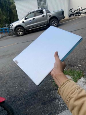 Laptop đời cao máy đẹp cho học sinh, sinh viên