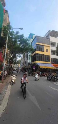 Siêu Phẩm Nhà 5 Tầng – Gần Phố Nguyễn Trãi – Mặt Tiền 6m – 12.4 Tỷ. Mua bán nhà ở tại Quận Hà Đông Hà Nội được đăng bởi minh