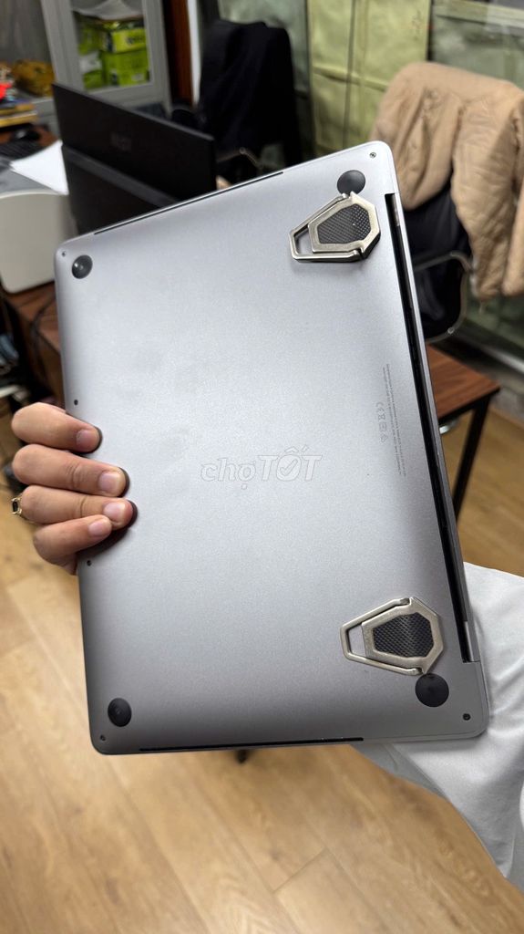 Apple MacBook Pro 2020 i5 Xám. Mua bán Laptop tại Quận Nam Từ Liêm Hà Nội được đăng bởi phương nguyễn hình 1