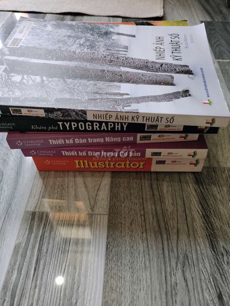 5 Sách đồ họa (1 nhiếp ảnh và 4 khám phá). Mua bán Sách tại Quận Liên Chiểu Đà Nẵng được đăng bởi Cuong Nguyen hình 1