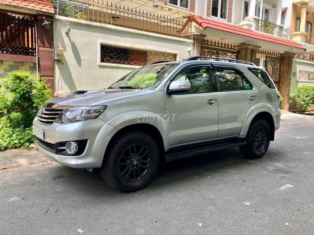 Bán xe Toyota Fortuner bản G máy dầu SX 2016. Mua bán Ô tô tại Quận Gò Vấp Tp Hồ Chí Minh được đăng bởi Sáu Linh hình 1