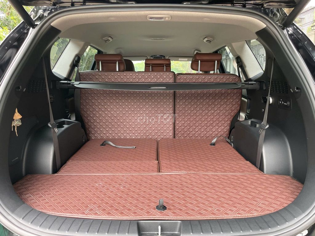 Hyundai Santa Fe 2.2 tiêu chuẩn 2023 - 19000km. Mua bán Ô tô tại Thành phố Dĩ An Bình Dương được đăng bởi Siêu Thị Ô Tô Bình Dương  hình 17