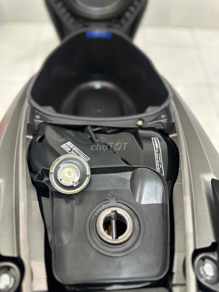 Honda Vario 150cc 2017 Vàng cát 6.xxx km. Mua bán Xe máy tại Thành phố Vũng Tàu Bà Rịa - Vũng Tàu được đăng bởi Lê Hoàng hình 15