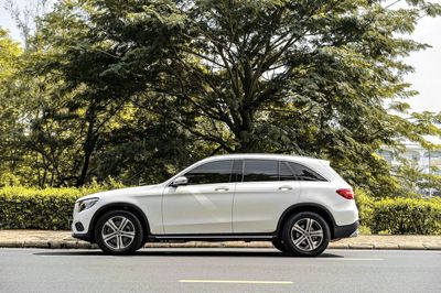 Bán GLC200 sx 2019 siêu lướt zin toàn bộ. Mua bán Ô tô tại Quận 7 Tp Hồ Chí Minh được đăng bởi tuấn anh