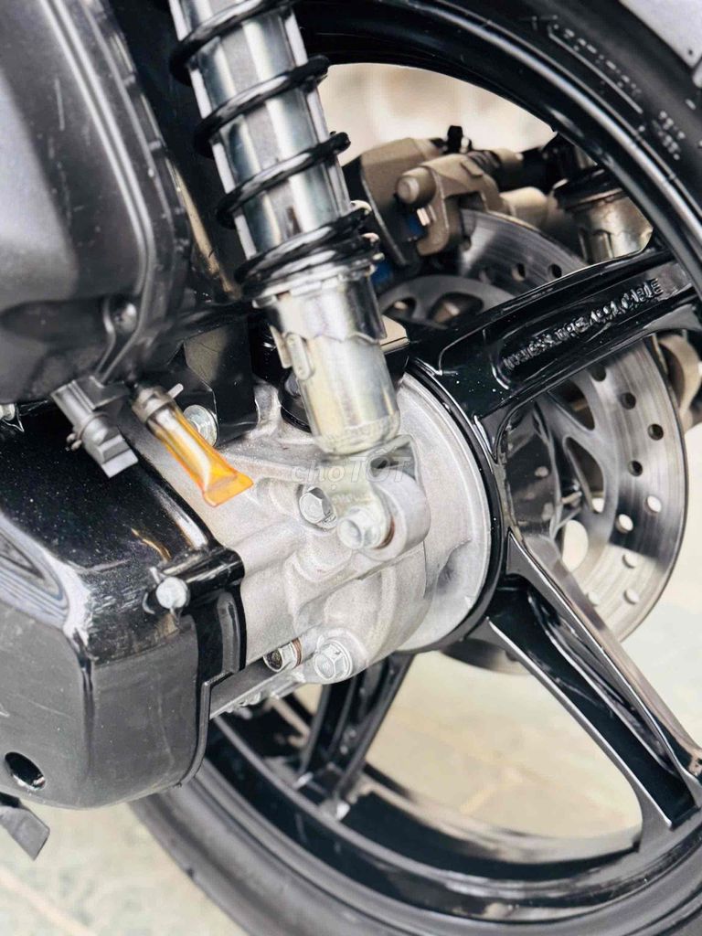 Sh 150fi 2019 đèn led khoá smartkey ful vỏ nhập ý. Mua bán Xe máy tại Quận Cầu Giấy Hà Nội được đăng bởi nguyễn bích thuỷ hình 7