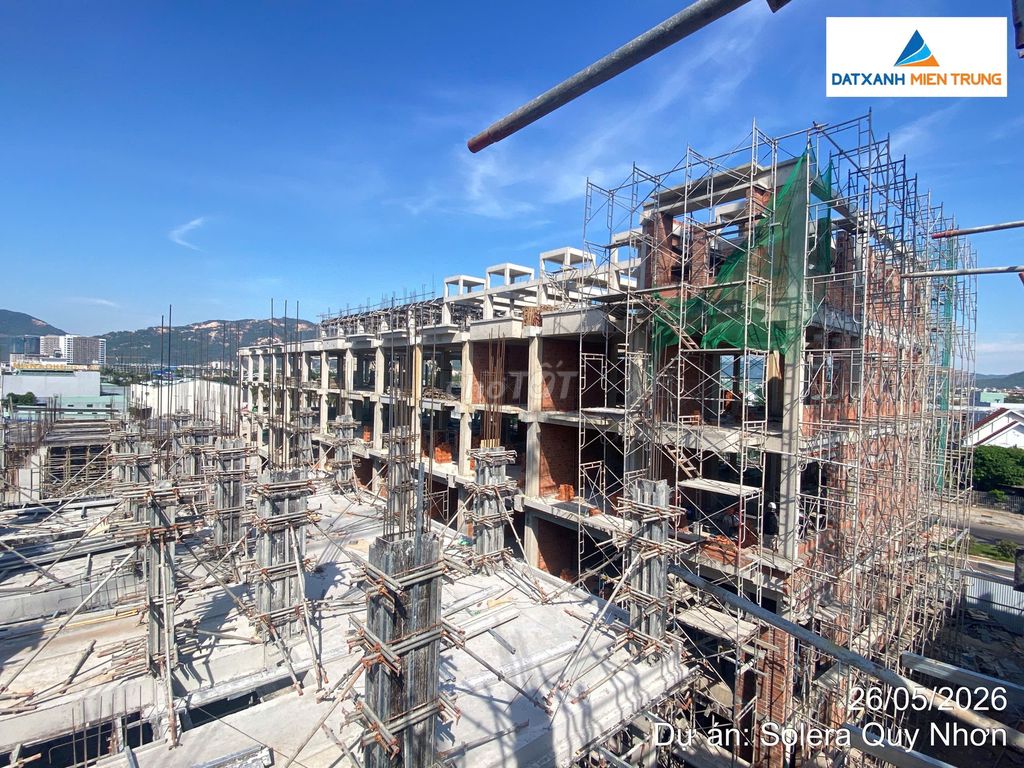 Căn shop house nằm ngay mặt tiền vòng xoay long vân kinh doanh sầm uất Căn shop house nằm ngay mặt tiền vòng xoay long vân kinh doanh sầm uất
