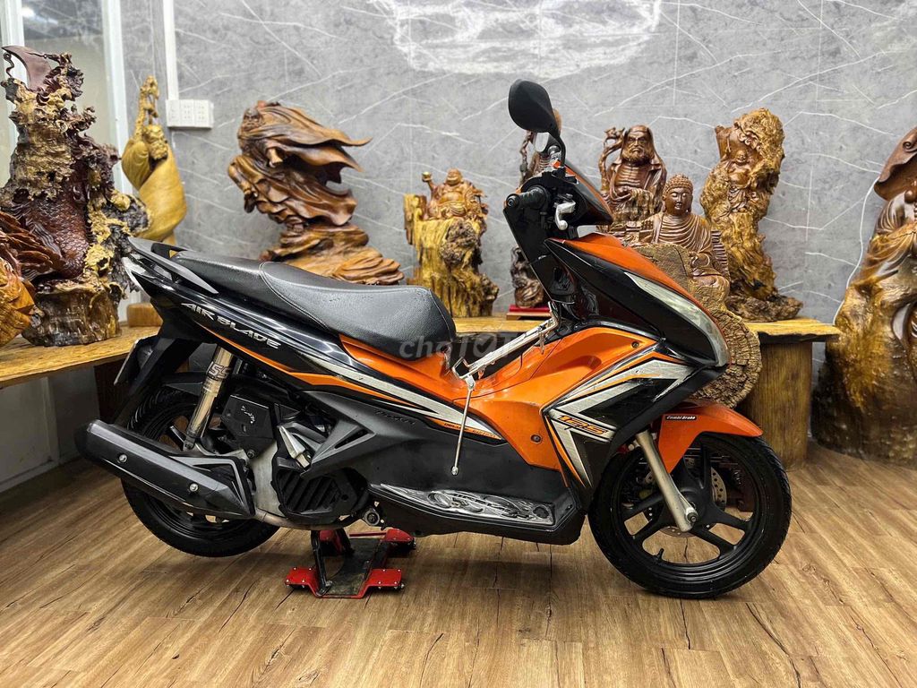 👉Airblade 2015 chính chủ biển SG khoá smartkey. Mua bán Xe máy tại Quận 7 Tp Hồ Chí Minh được đăng bởi Xe Cũ Hiếu CT hình 8