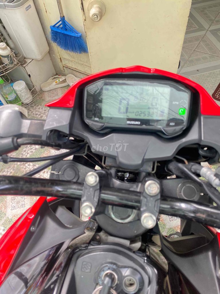 Suzuki Gsx 150Bandit máy zin chất xe keng. Mua bán Xe máy tại Quận Thanh Khê Đà Nẵng được đăng bởi vũ hình 4