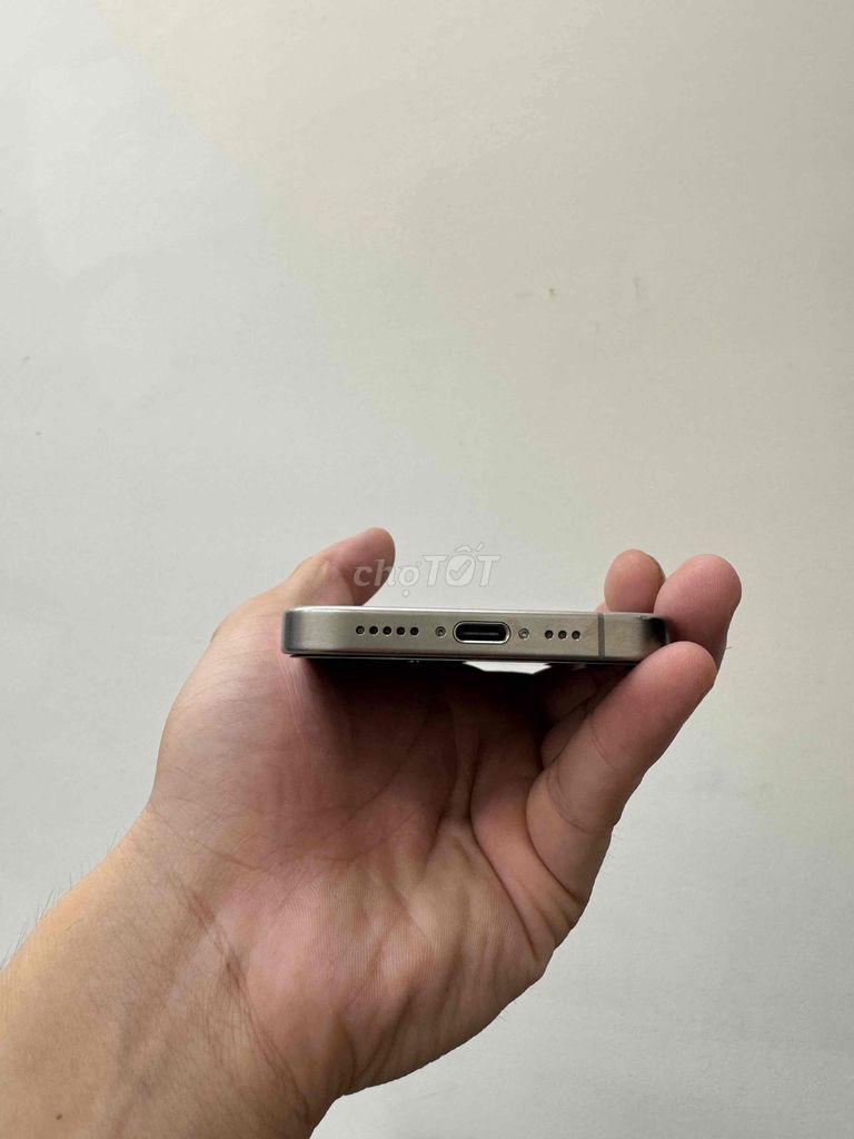 iPhone 15 Pro 128GB Tự nhiên giá hssv. Mua bán Điện thoại tại Quận Đống Đa Hà Nội được đăng bởi Cường Nguyễn hình 1