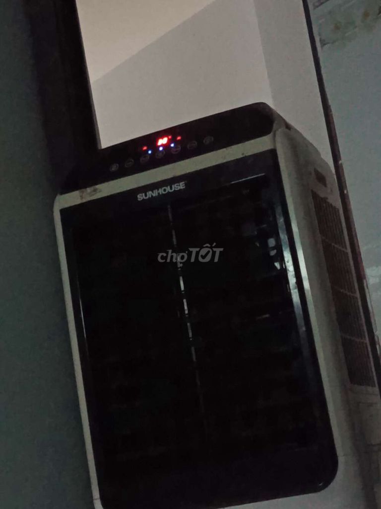 quạt điều hòa Sunhouse 40 lít xài bình thường.. Mua bán Quạt tại Thị xã Bến Cát Bình Dương được đăng bởi Phạm Thắng hình 1
