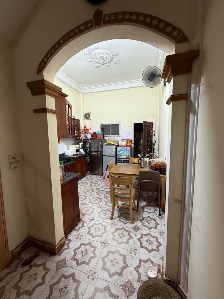 Дом Тхай Тхинь, 57м2, 4 спальни, малая коммерция