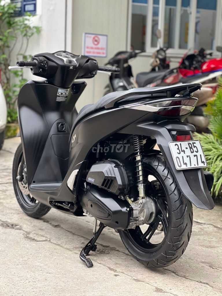 SH 125 cbs,2022, máy móc nguyên bản,giấy tờ đầy đủ. Mua bán Xe máy tại Quận Nam Từ Liêm Hà Nội được đăng bởi Thảo hình 8