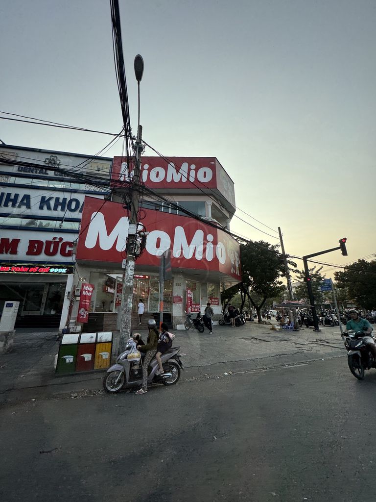 СУПЕРПРОДУКТ, УГОЛ 2, РАКЕТНЫЙ ФАСАД