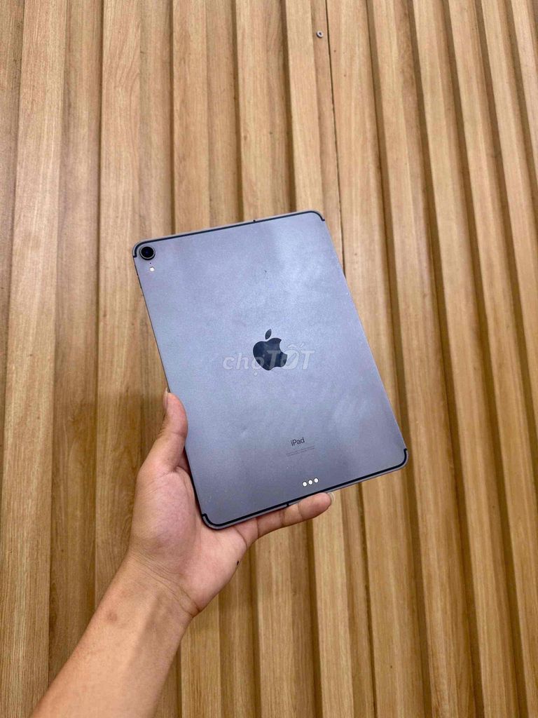 Apple iPad Pro 2018 256GB Xám 5G + Wifi Zin đẹp. Mua bán Máy tính bảng tại Quận Đống Đa Hà Nội được đăng bởi Hanoi moibile đức hình 1