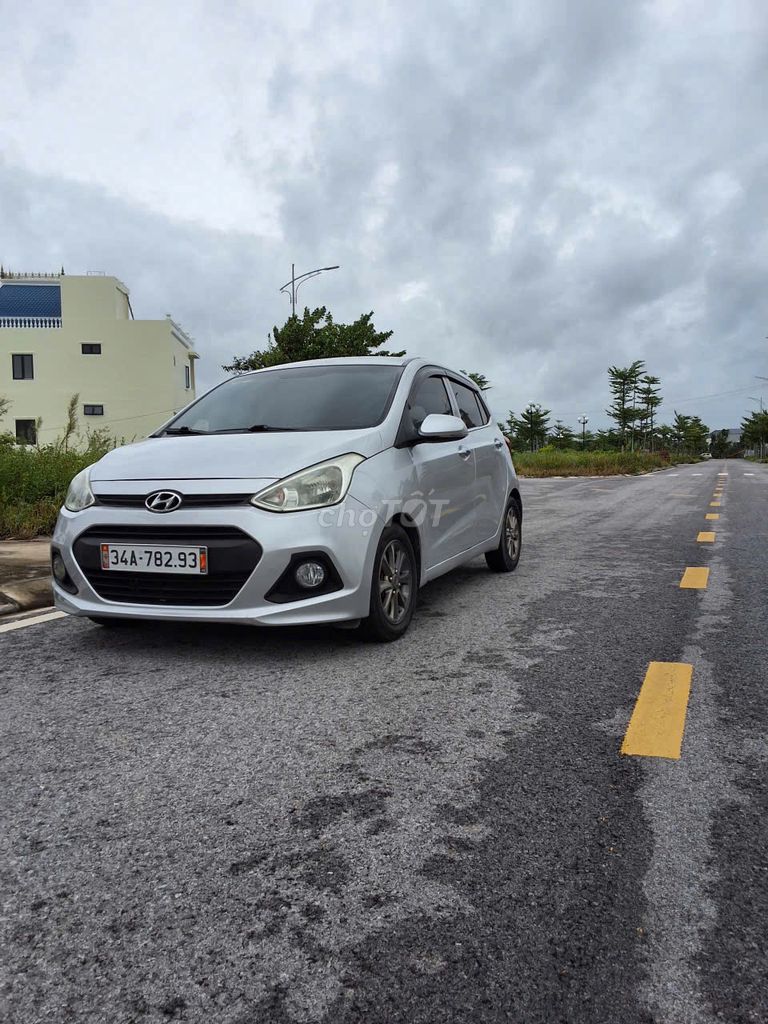 Hyundai Grand i10 2014 1.0 MT - 11000 km. Mua bán Ô tô tại Huyện Kim Thành Hải Dương được đăng bởi ngyễn văn hiếu hình 2