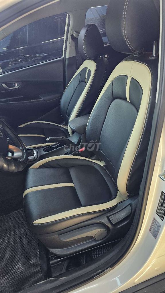 Hyundai Kona 2021 2.0 AT Tiêu chuẩn - 36000 km. Mua bán Ô tô tại Quận Cẩm Lệ Đà Nẵng được đăng bởi Lê Quốc Phong hình 6