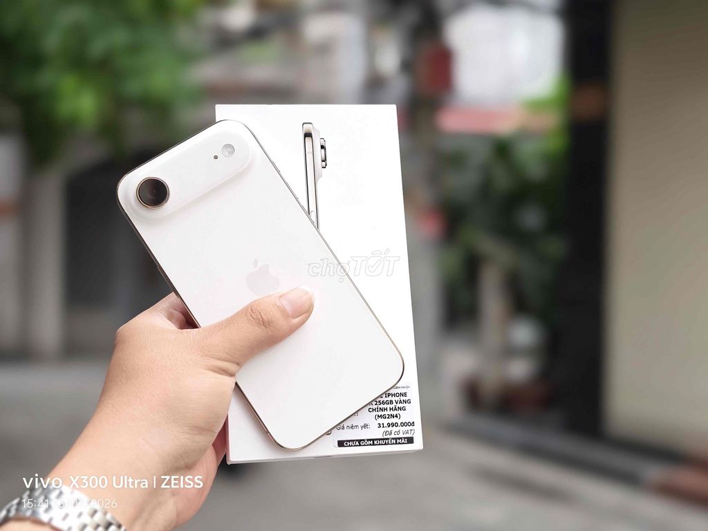 Apple iPhone 17 Air 256GB Vàng 99%. Mua bán Điện thoại tại Quận 10 Tp Hồ Chí Minh được đăng bởi Khoa Nguyễn  hình 1