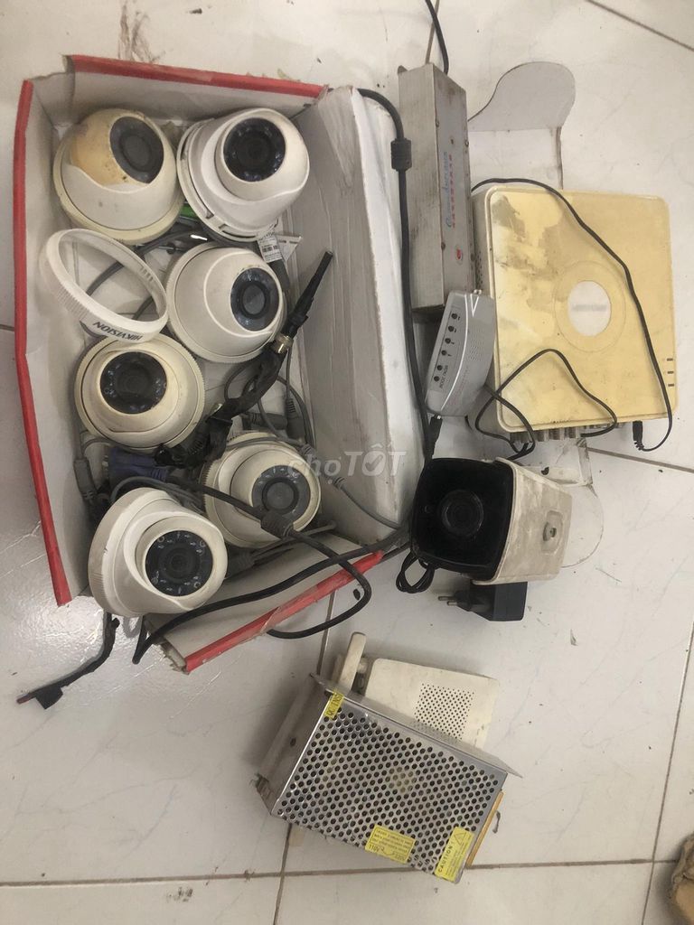 Camera an ninh Hikvision Trắng Đã sử dụng. Mua bán Máy ảnh, Máy quay tại Quận Bắc Từ Liêm Hà Nội được đăng bởi Nguyễn Nguyên hình 1