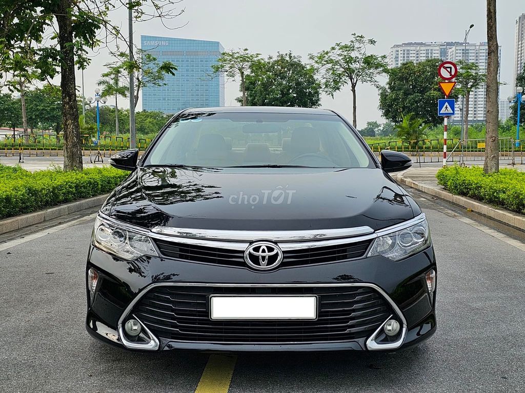 Toyota Camry 2019 bản 2.0E - 75,000 km siêu cọp.. Mua bán Ô tô tại Thành phố Thủ Đức Tp Hồ Chí Minh được đăng bởi Đức Tứ Bánh hình 1
