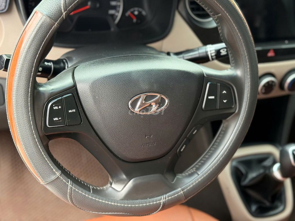 Hyundai I10 Sedan MT Full 2018 máy số zin. Mua bán Ô tô tại Thành phố Dĩ An Bình Dương được đăng bởi Phương Trâm  hình 12